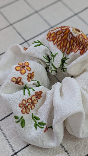 Vintage Embroidered Scrunchie - Anna