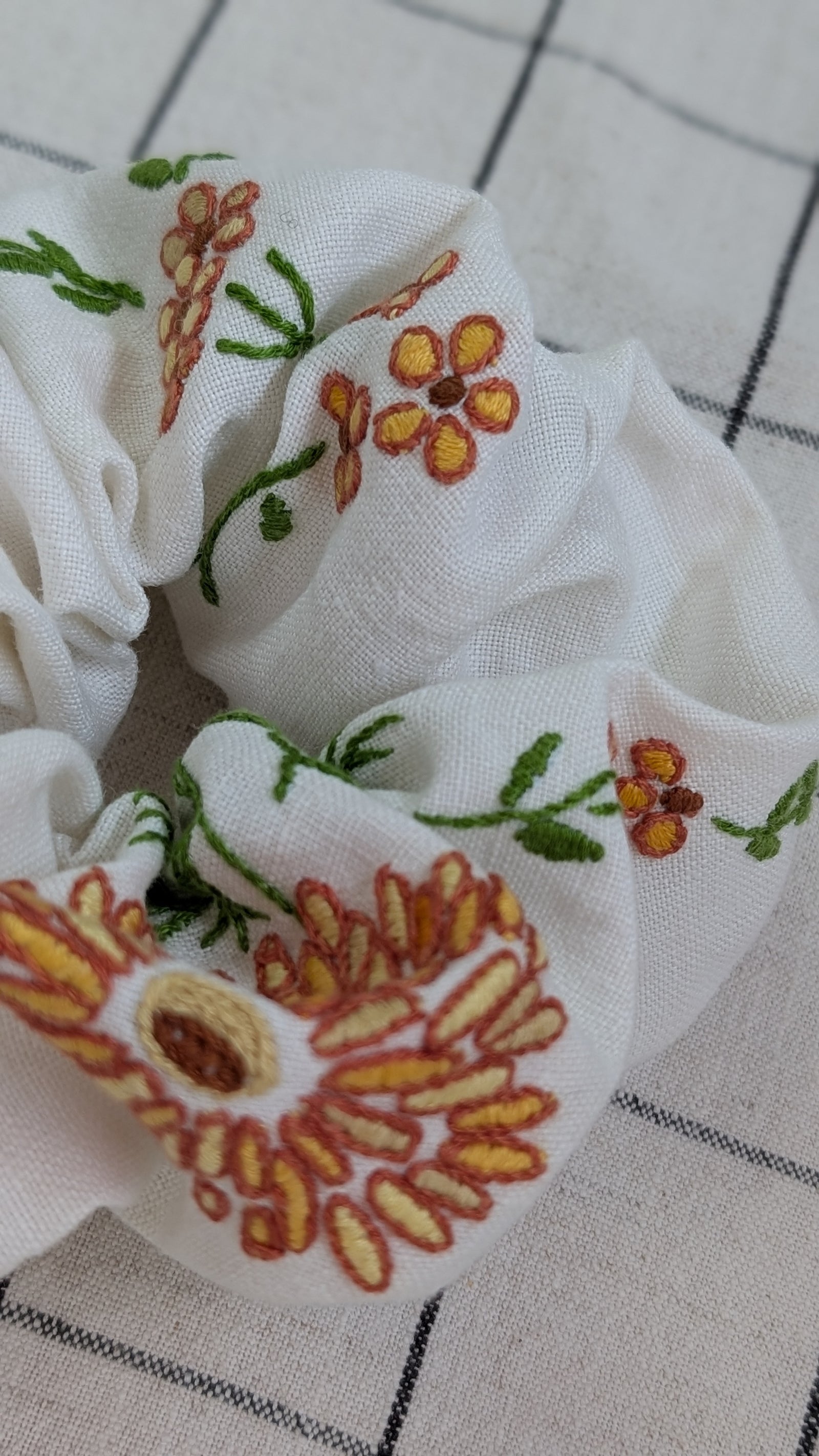 Vintage Embroidered Scrunchie - Anna