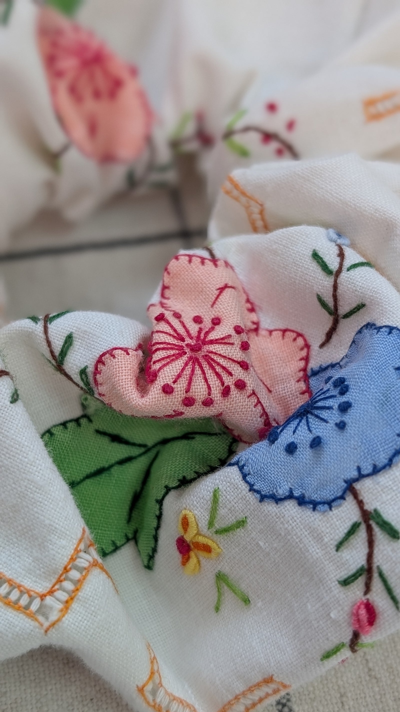 Vintage Embroidered Scrunchie - Amelia