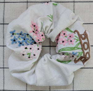 Vintage Embroidered Scrunchie - Alex