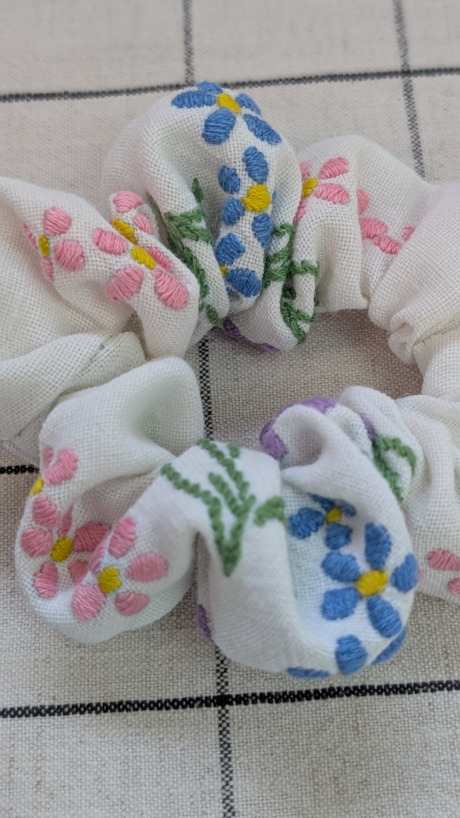 Vintage Embroidered Scrunchie - Charlotte