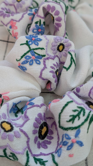 Vintage Embroidered Scrunchie - Greta