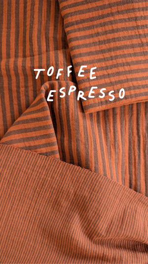 Toffee Espresso Bib